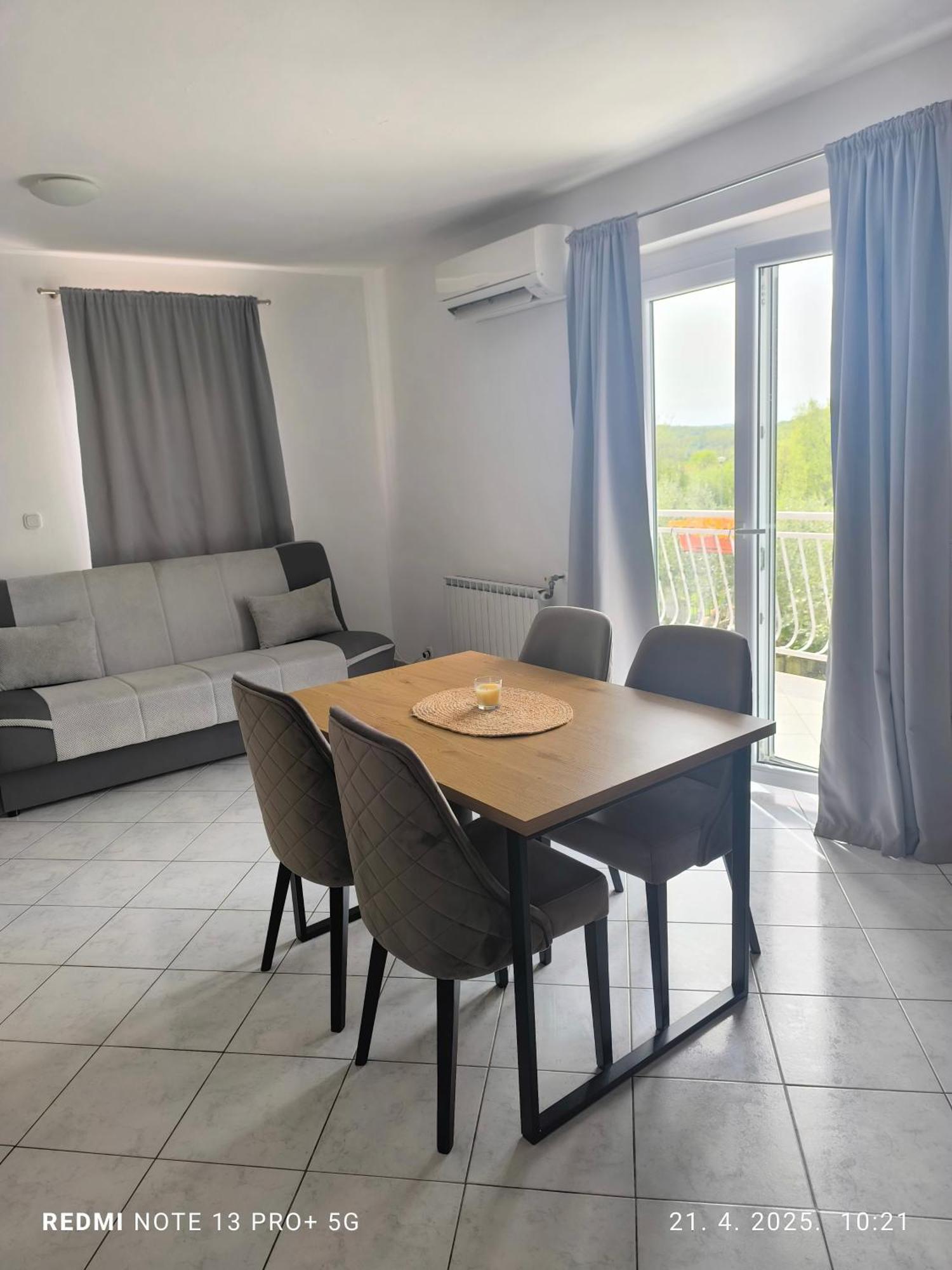 Apartments Erenda Fuskulin Екстер'єр фото